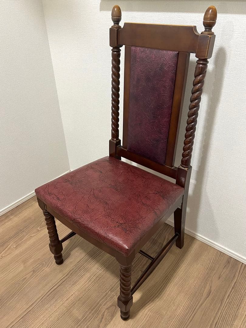 期間限定値下げ！バロック調♦︎アンティークチェア