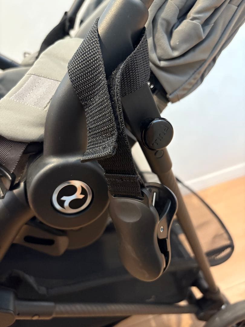 【美品】サイベックス　2021年式メリオカーボン　A型ベビーカー　ソーホーグレー