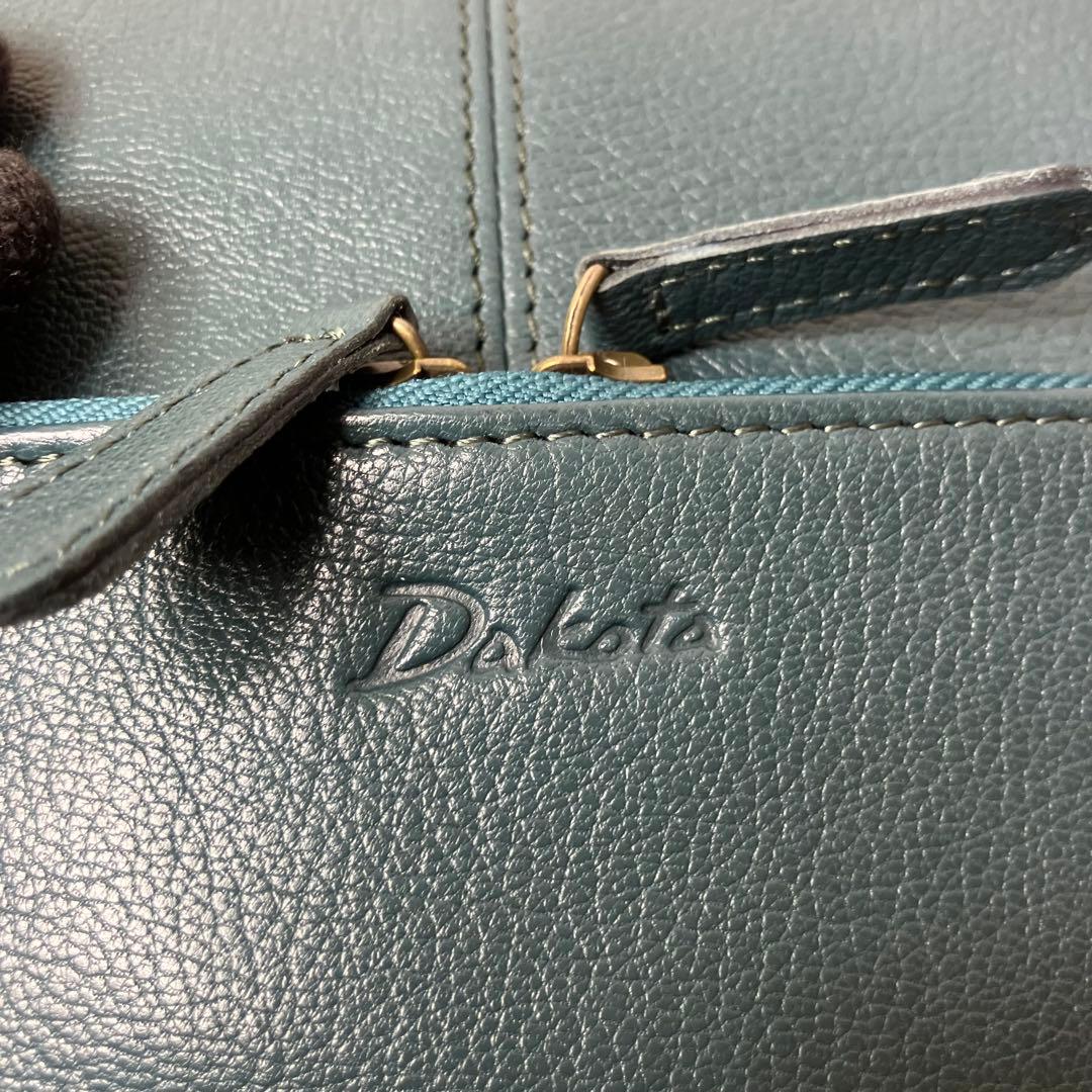 未使用級✨ダコタ ファレル シボ 山羊革 レザー A4可 ロゴ型押し リュック