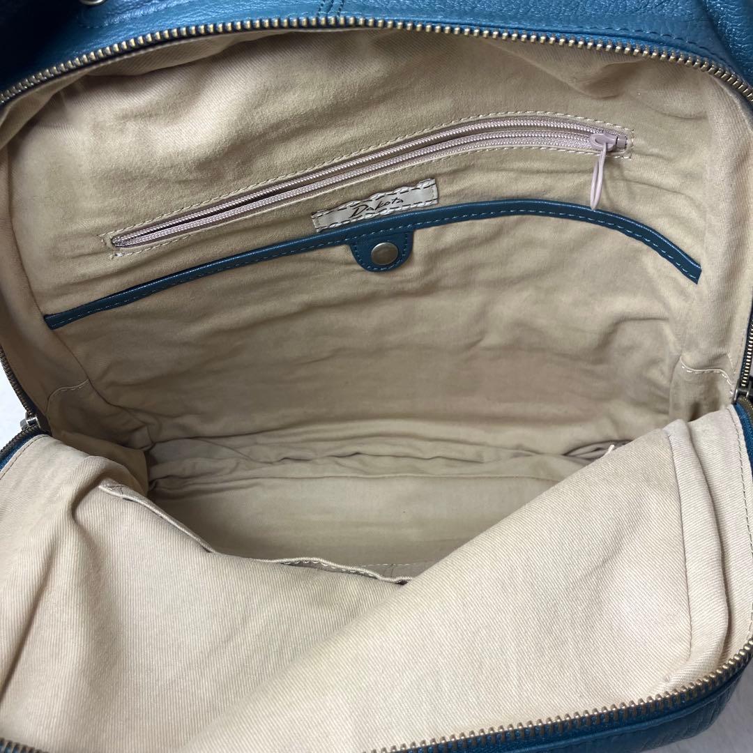 未使用級✨ダコタ ファレル シボ 山羊革 レザー A4可 ロゴ型押し リュック