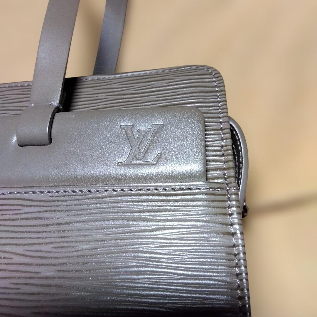 ルイヴィトン　エピクロゼット　トートバック　Ｍ5249B キズや汚れ等無　極美品