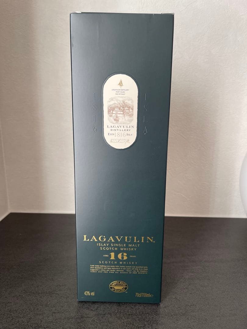 LAGAVULIN 16年 シングルモルトウイスキー 700ml