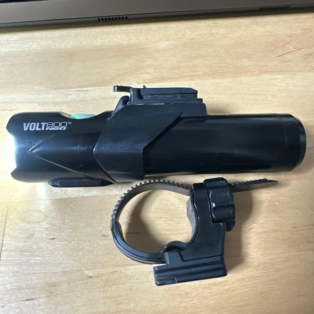 VOLT800 NEO LEDライト 充電式 防水