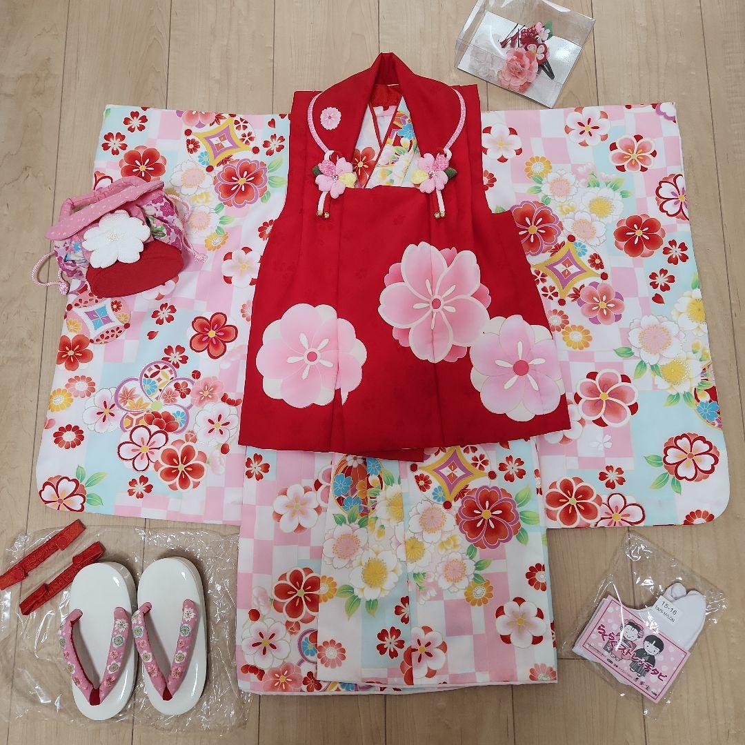 七五三 フルセット　女の子　着物　被布　セット 赤とピンク 花柄　さくら　3歳