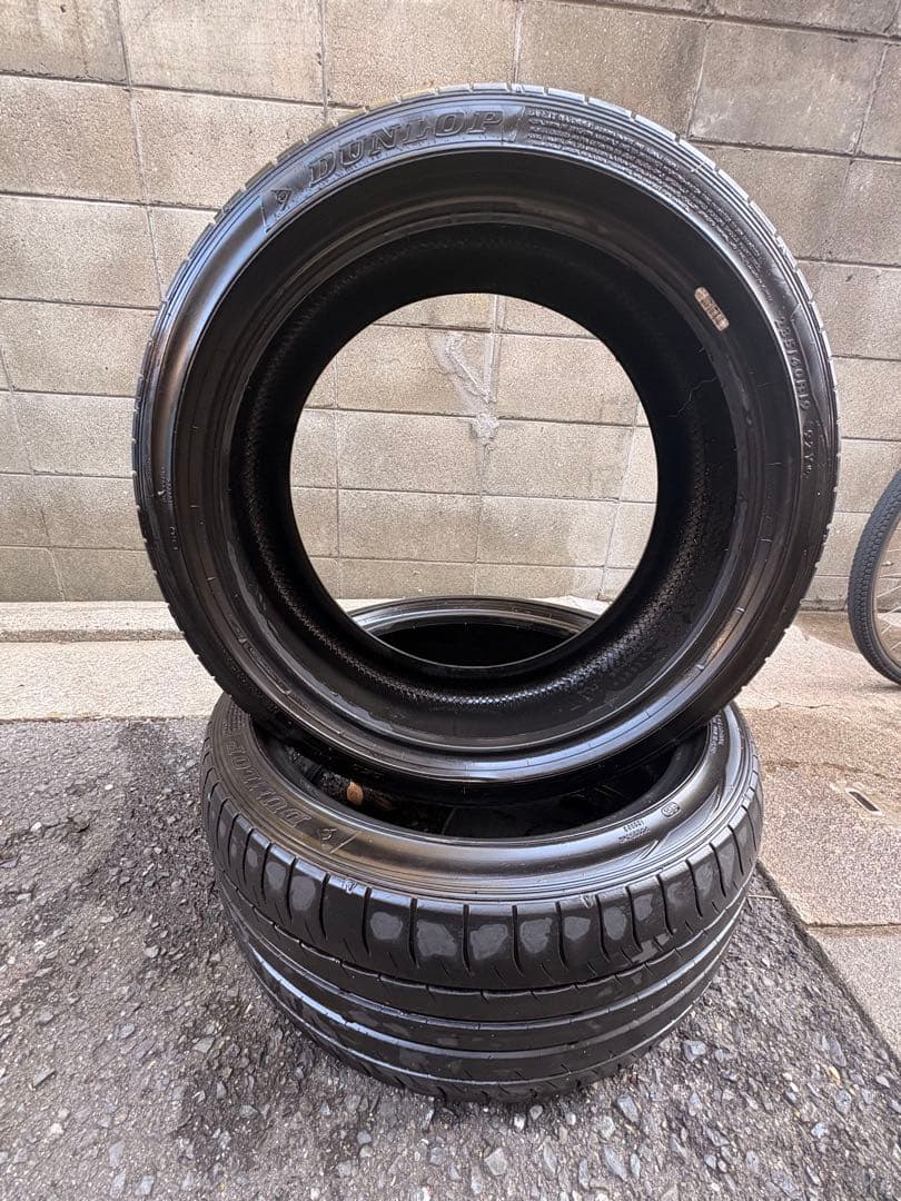 DUNLOP 235/40R19 2本