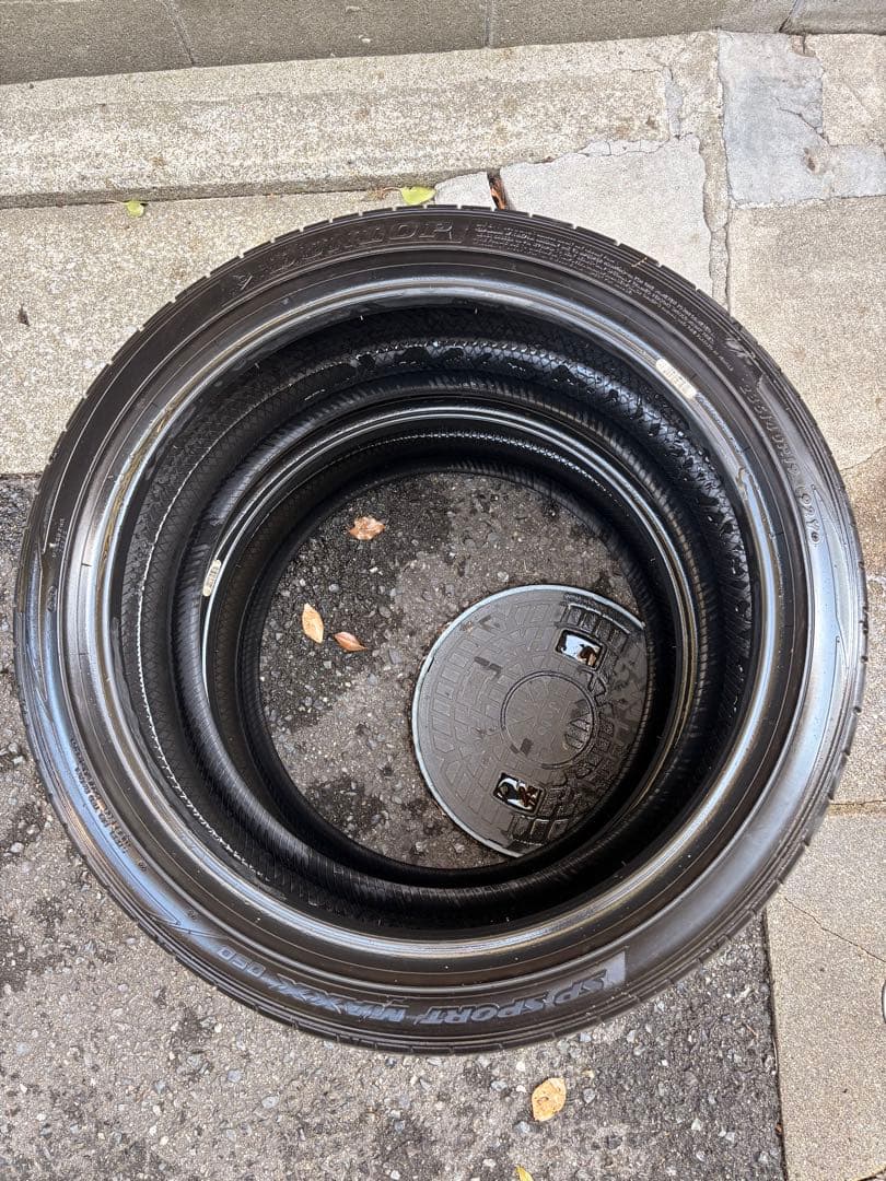 DUNLOP 235/40R19 2本