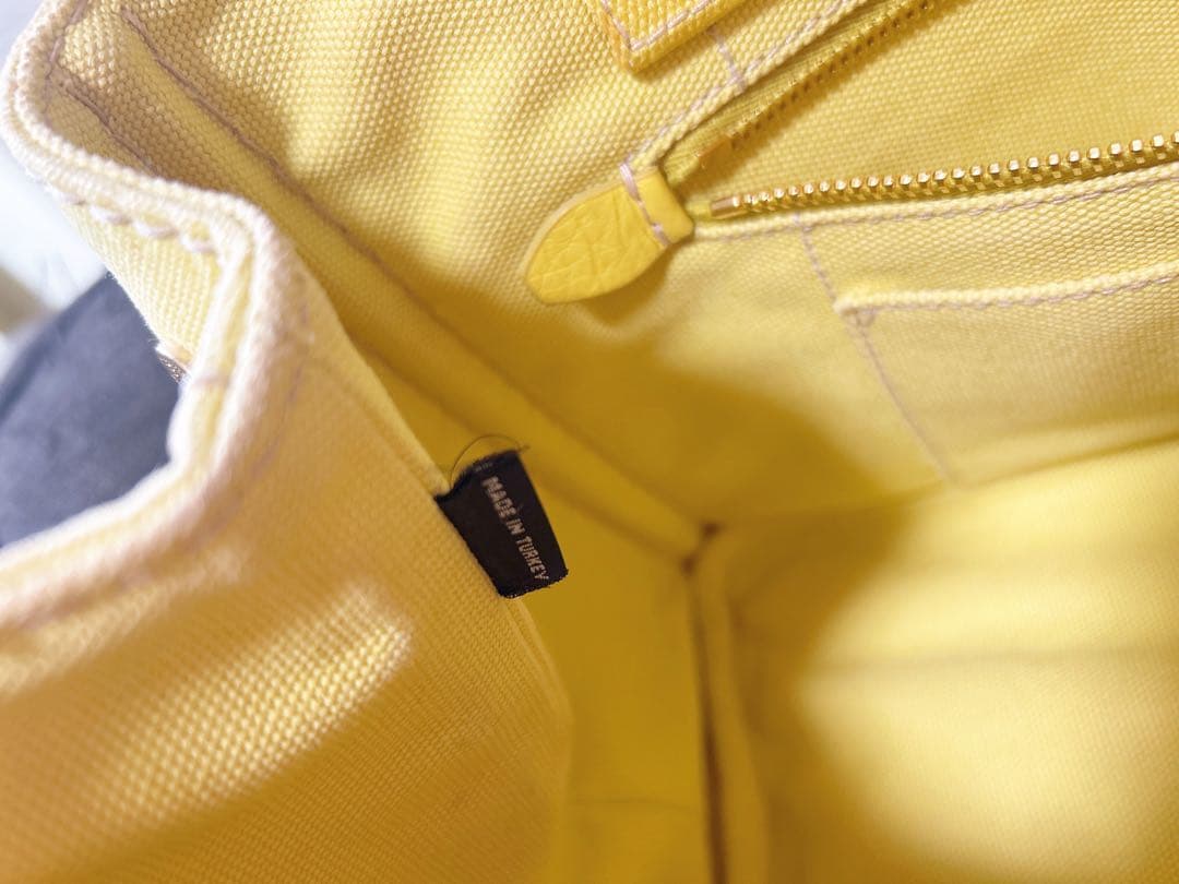 PRADA プラダ キャンバストートバッグ カナパ イエロー