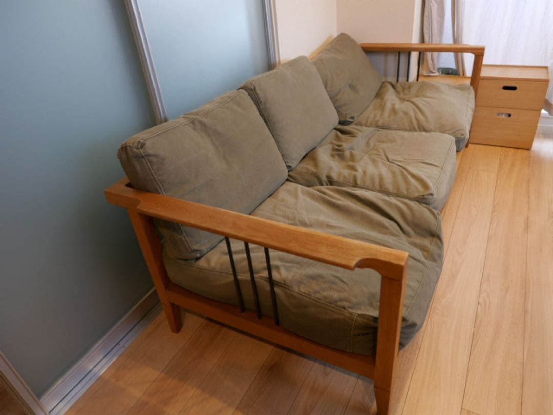 a.depeche(アデペシュ)3人掛けソファ