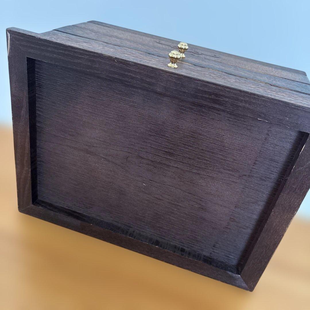 美品　アンティーク　葡萄葉柄 透かし彫りアクセサリーケース　ジュエリーボックス