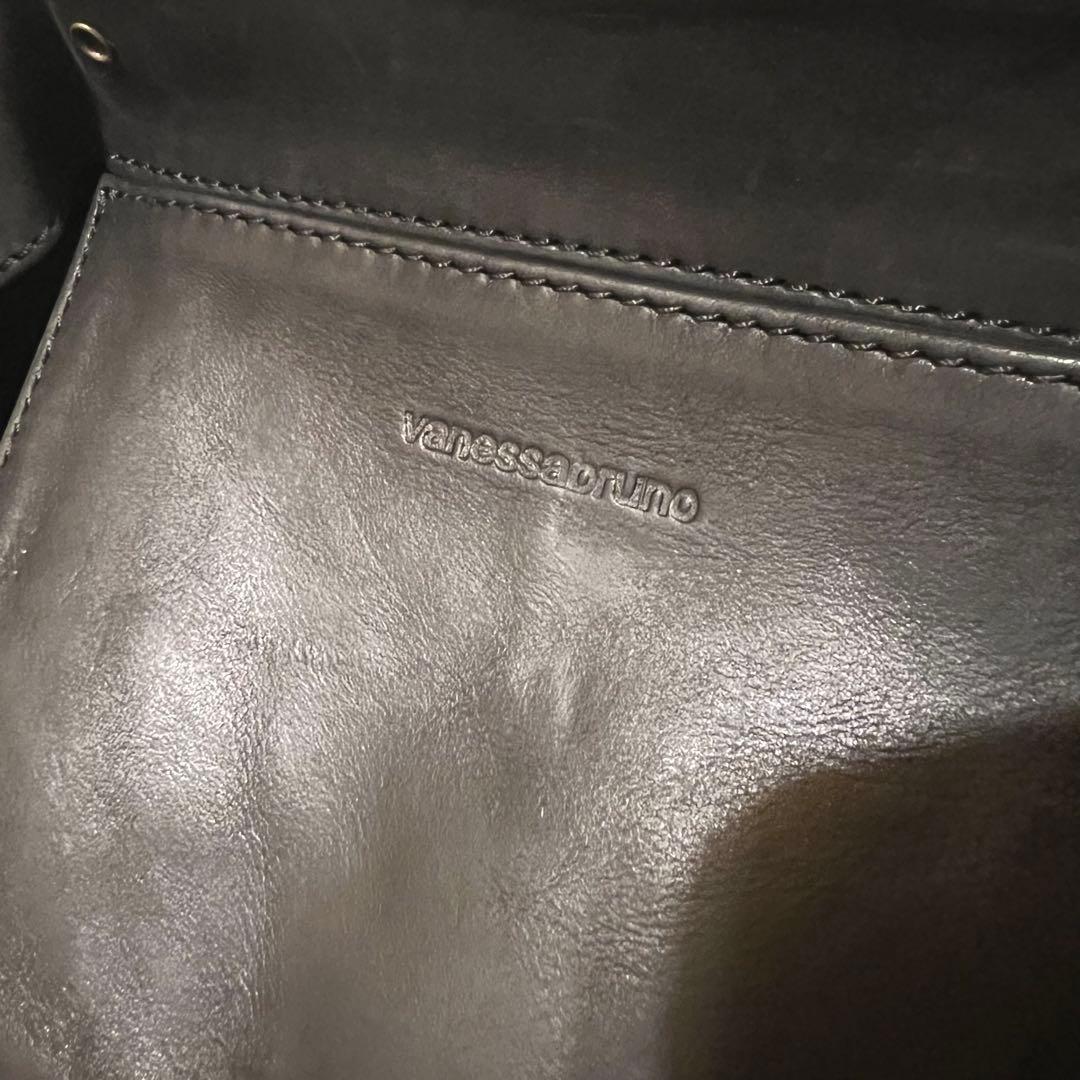 希少◆ ヴァネッサブリューノ オールレザー トート ハトメ パンチング A4