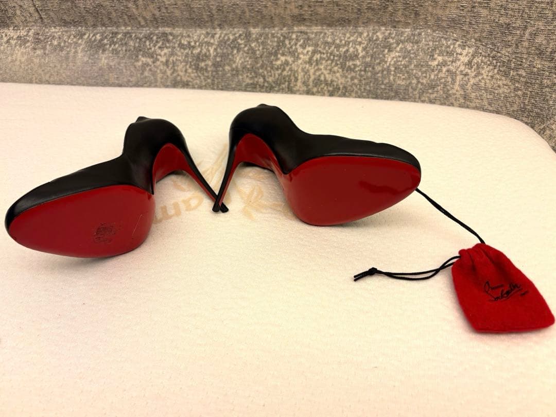 本日値下げ　新品未使用⭐クリスチャンルブタン オープントゥ パンプス レザー