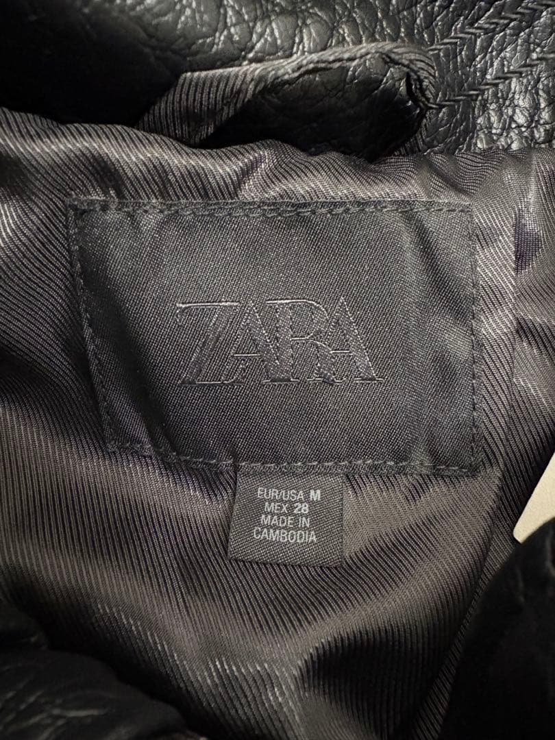 ZARA フェイクレザージャケット　ブラック　新品未使用　Mサイズ