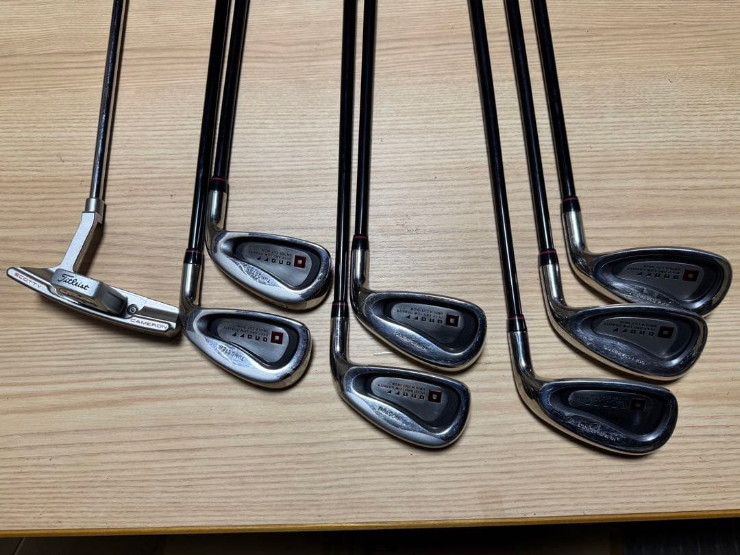 ONOFF オノフ aka 赤 XCBT 初心者用ゴルフセット12本