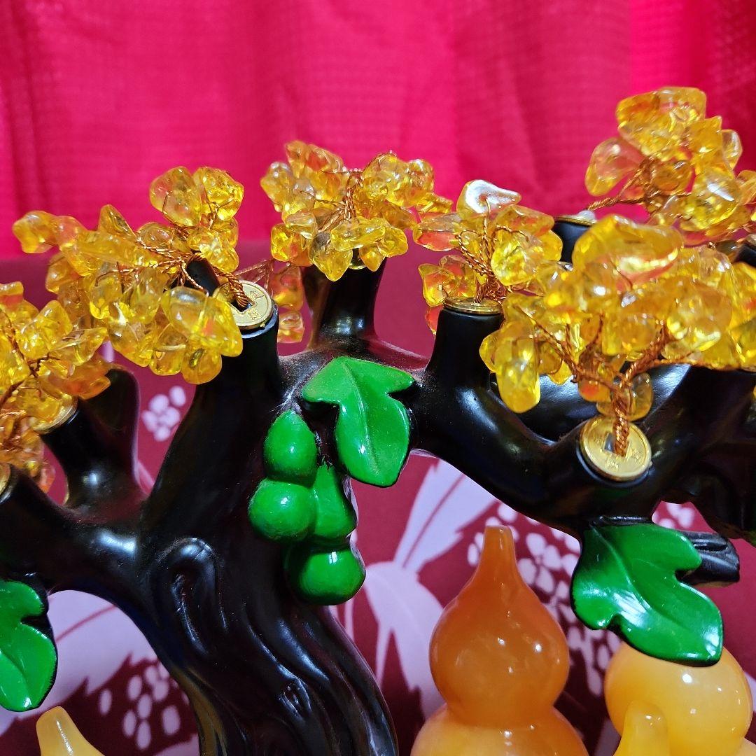 福を呼ぶ樹脂製置物