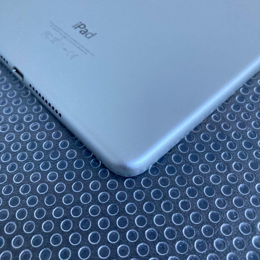 3994【早い者勝ち】極美品新品級☆電池最良好☆iPad mini4 16GB☆