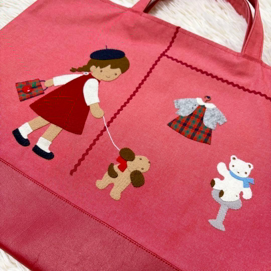 希少✨大人気！familiar デニムバッグ　レッド系　手刺繍