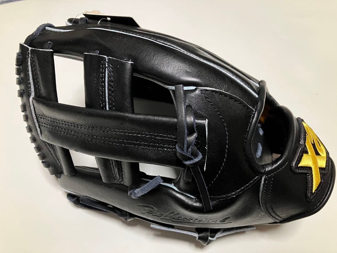 技術と安心の日本製　ザナックス　左利き稀少　軟式グローブ 黒 レザー 金色ロゴ