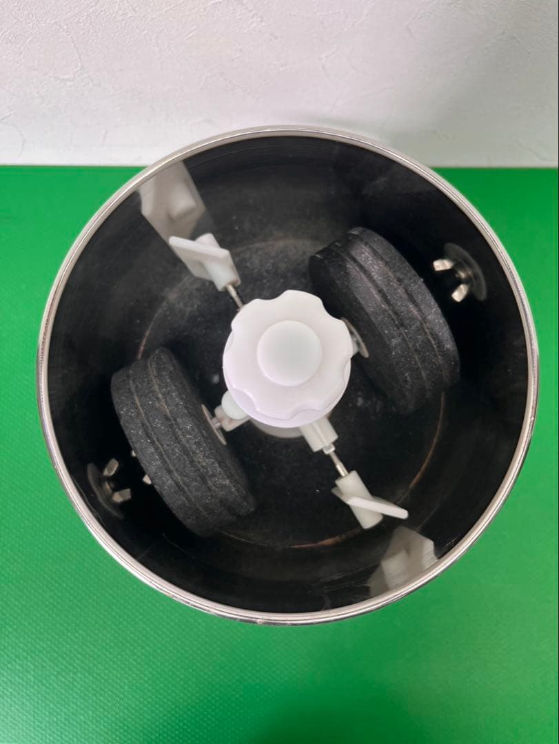 Premier チョコレートリファイナー① 卓上型　コンパクト