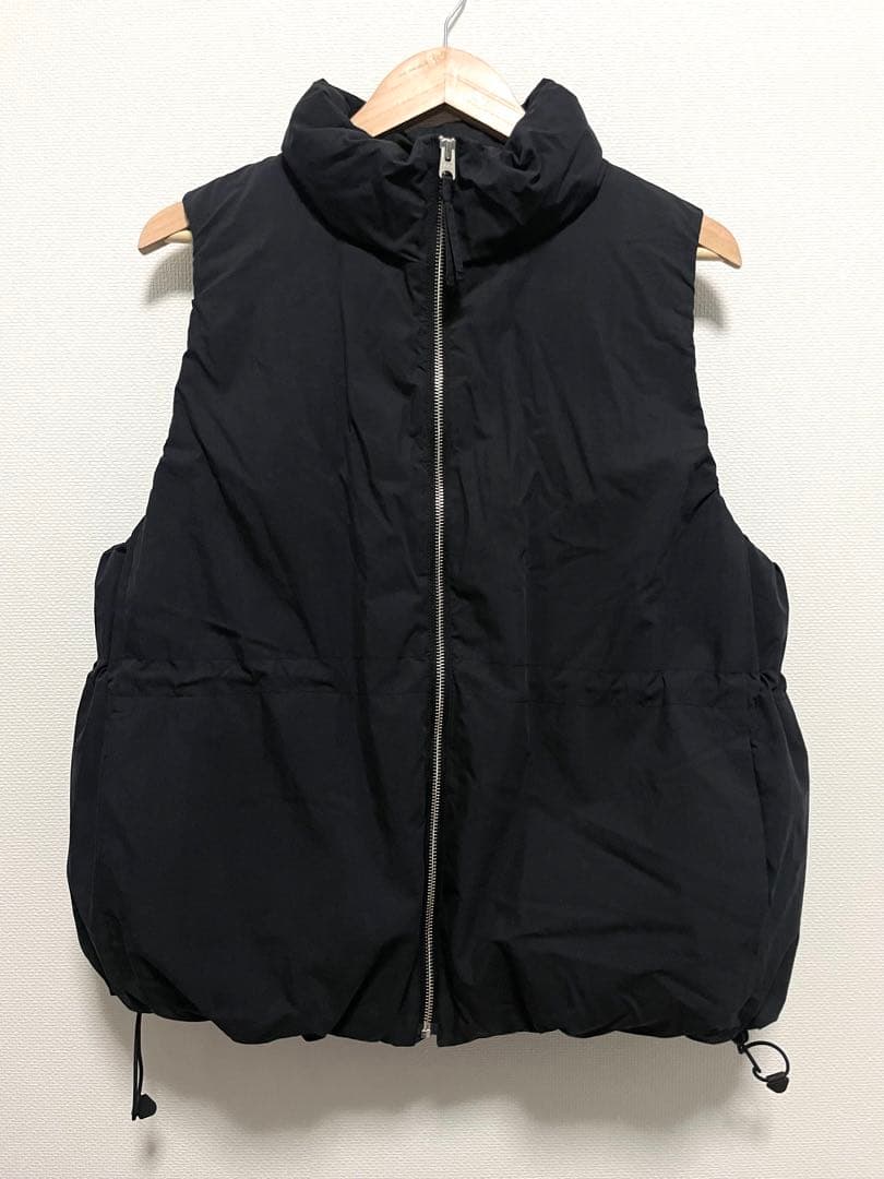 美品【SLOBE IENA】NPタフタダウンベスト