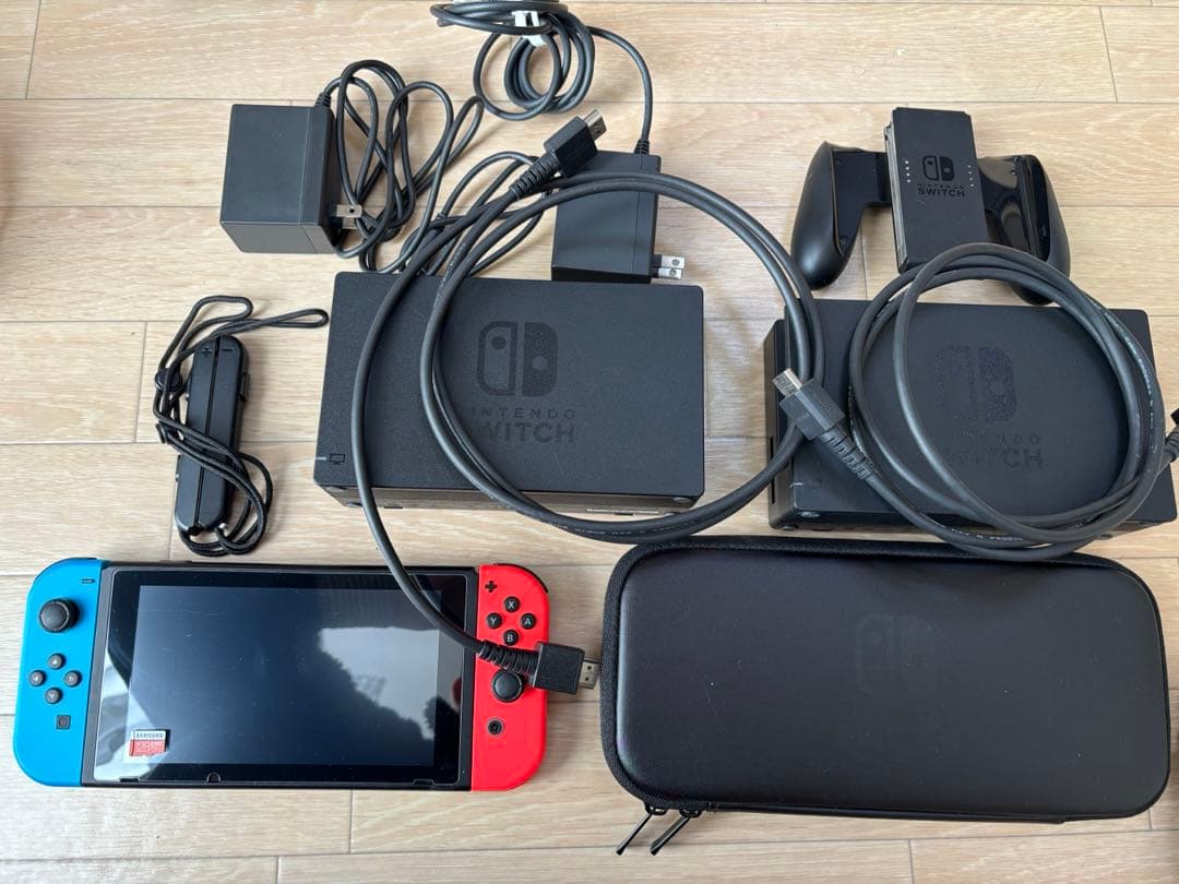 任天堂スイッチ本体（2021）ドック２台