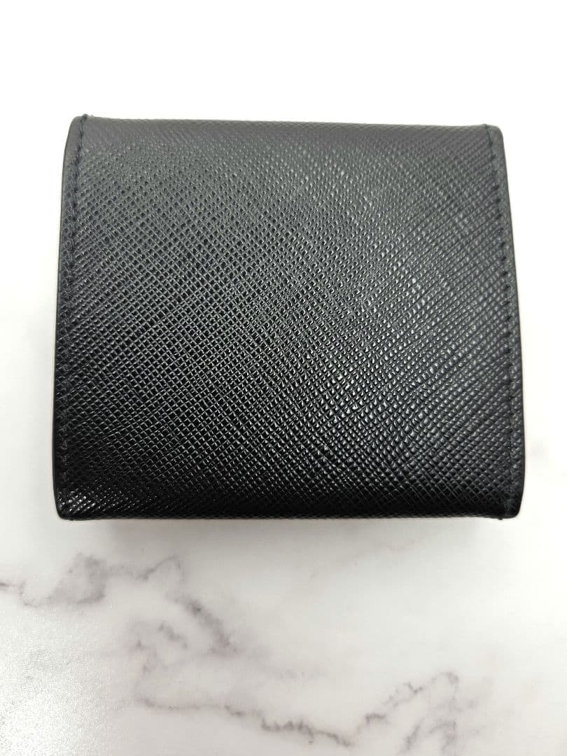 PRADA プラダ サフィアーノレザー ケース ブラック