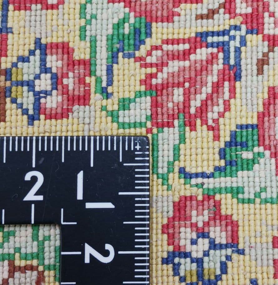 Y3324 ペルシャ絨毯 クム 工房サイン有 シルク100％ 手織121万ノット