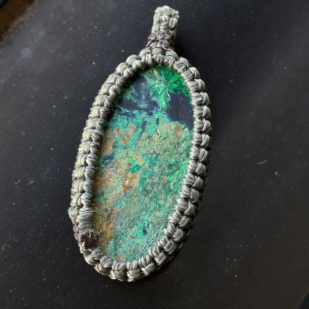 アズライトルース マクラメ編みペンダントトップ