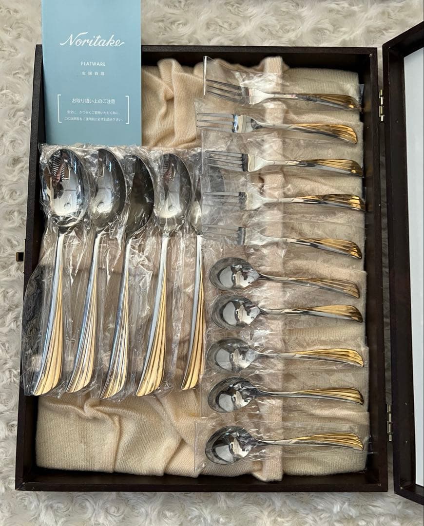 ノリタケ　カトラリーセット　ゴールドウイング　スプーン＆フォークセット　15本※