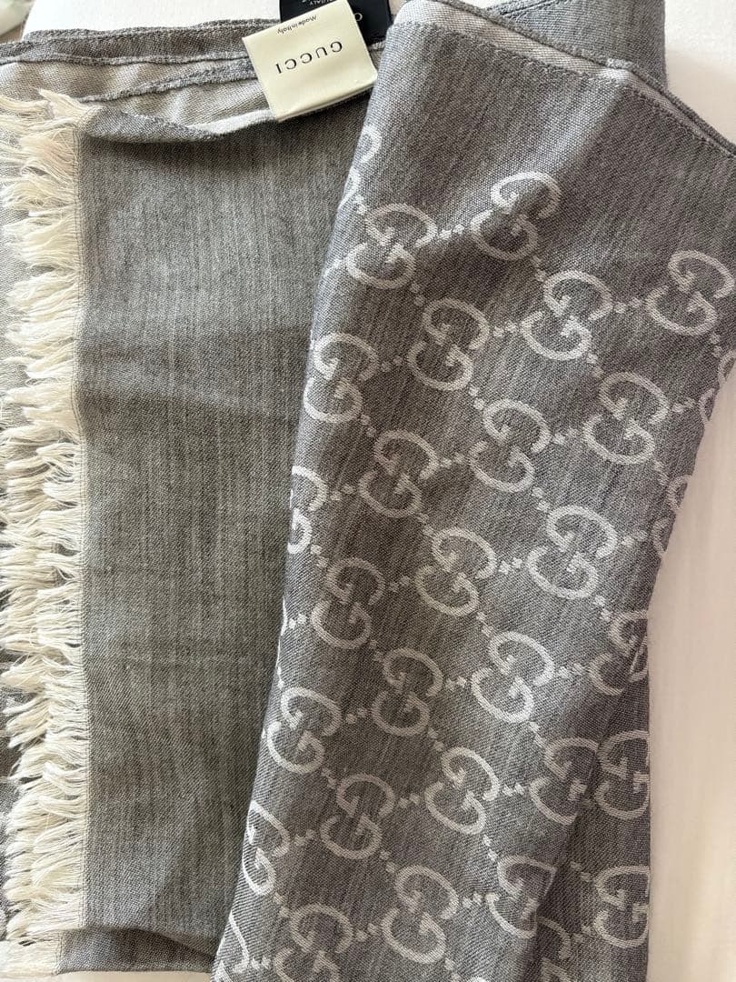 鄒*傑様 GucciGGロゴパターンストール