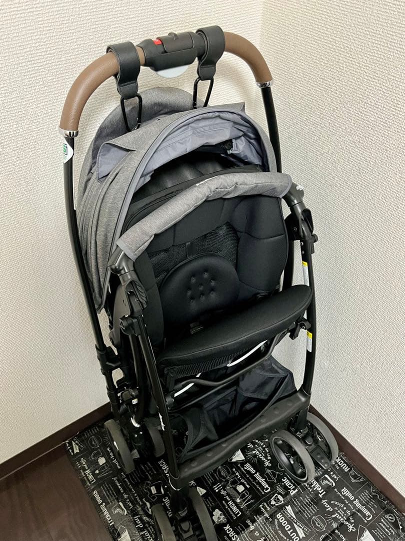 【美品】アップリカ ラクーナクッションAF ベビーカー　2023年モデル　A型