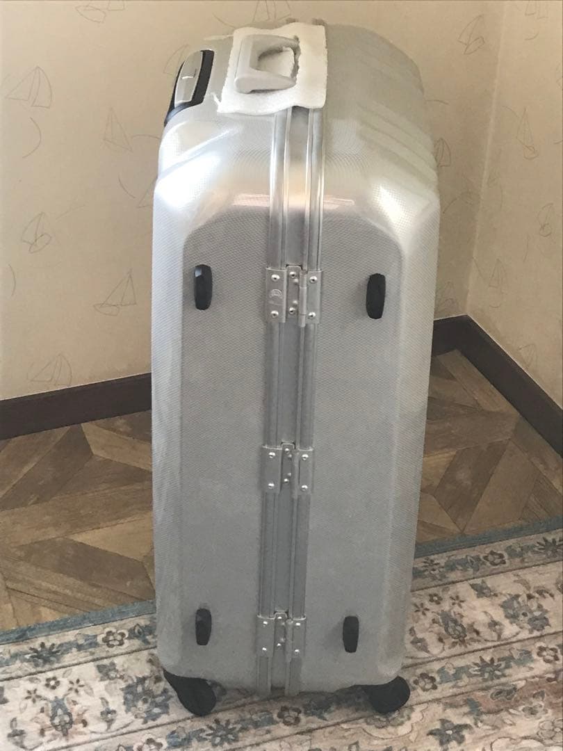 未使用スーツケース ハードキャリー 90L ホワイトカーボン MM-5688