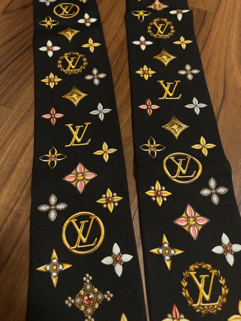 LOUIS VUITTON バンドー