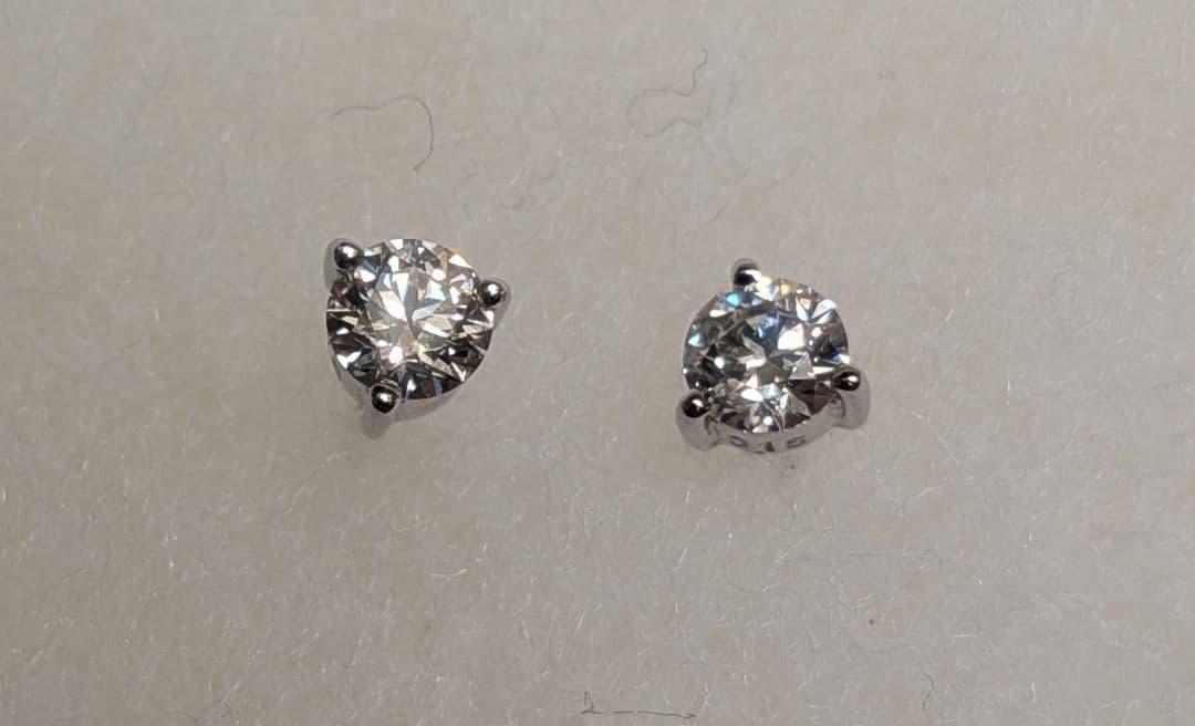 【Chaco】TASAKI ダイヤモンドピアス　18WG 0.15カラット