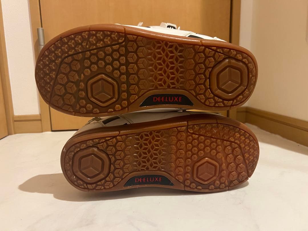 DEELUXE スノーボードブーツ ホワイト　26.5