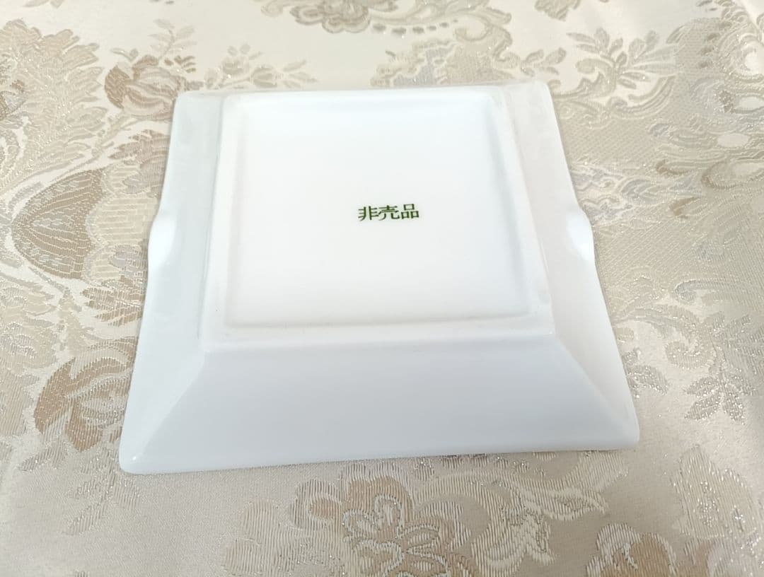 HERMES 非売品のアッシュトレー（灰皿）