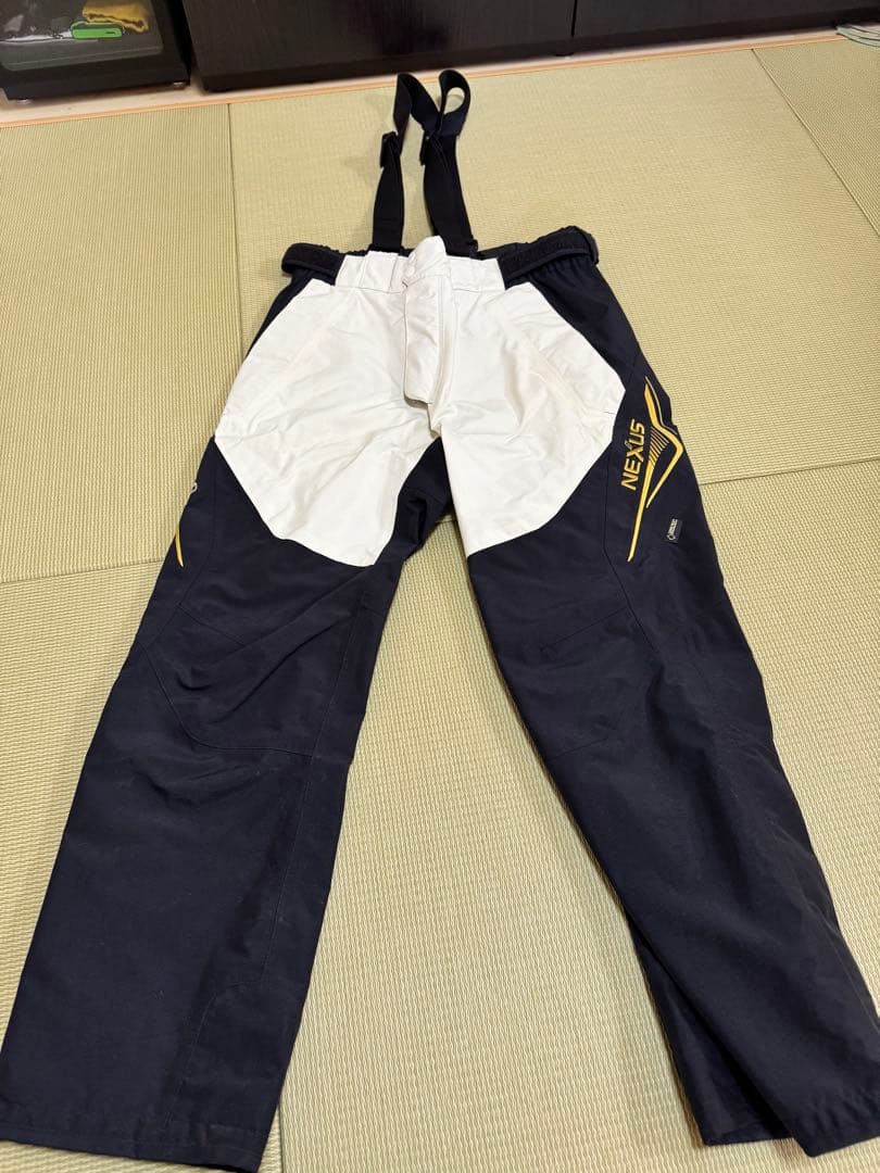 シマノGORE-TEXエクストラレインスーツ RA-119P