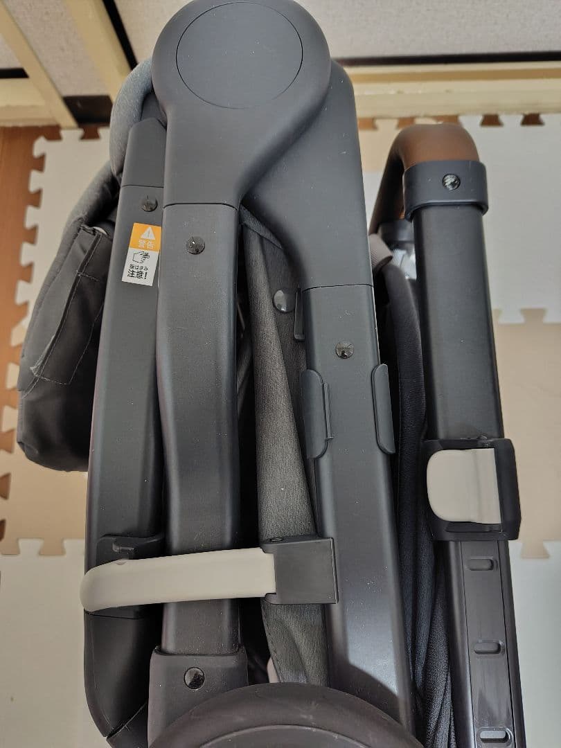 直渡し可　ergobaby metro deluxeエルゴメトロプラスベビーカー