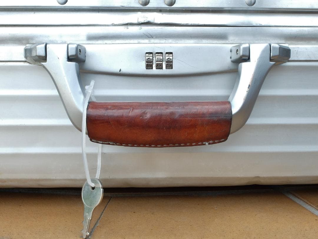 リモワ トパーズ『ASSIMA』2輪プルタブ ジャンボトロリー 104L 激レア