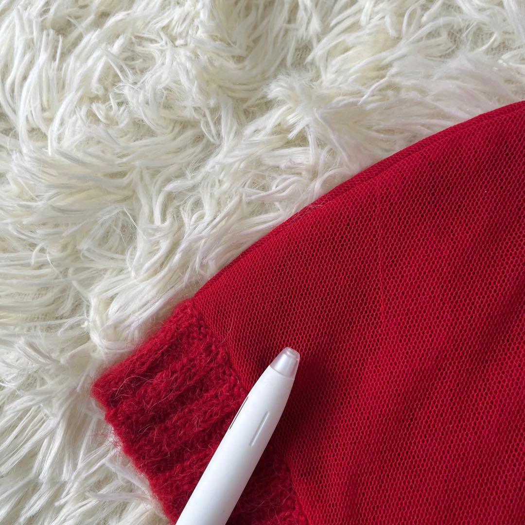 VIVIENNE TAM ヴィヴィアンタム　花柄　刺繍　半袖ニット　　赤