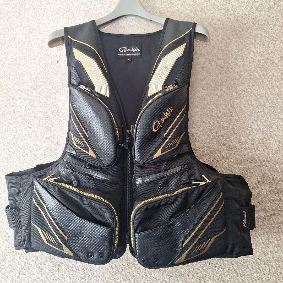 Gamakatsu フィッシングベスト ブラック/ゴールド　Lサイズ