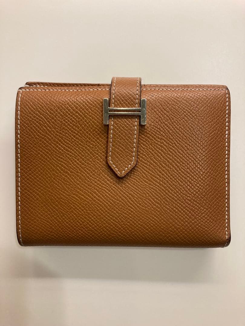 エルメス　ベアンコンパクト　ゴールド