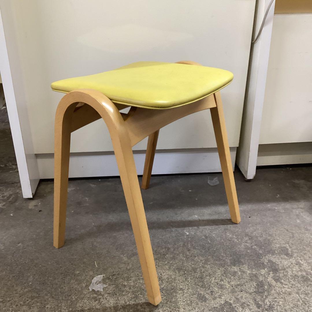 秋田木工 スタッキングスツール 椅子 チェア　ＵＳＥＤ