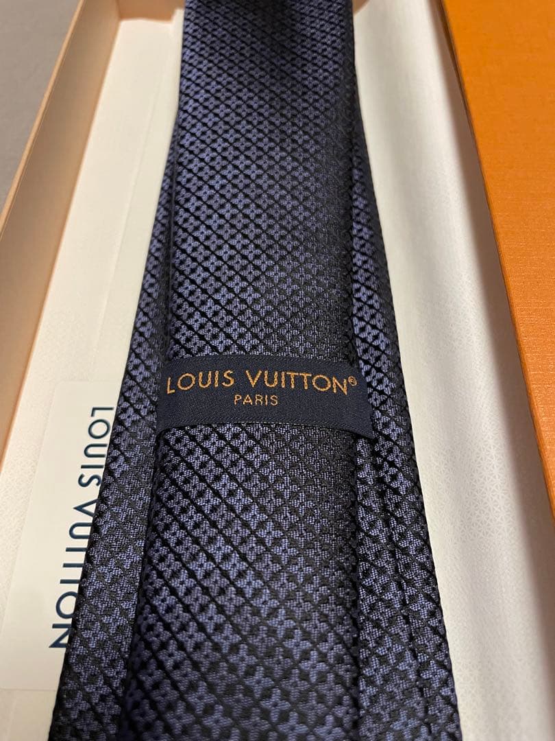 【新品未使用】LOUIS VUITTON ダークブルー ネクタイ