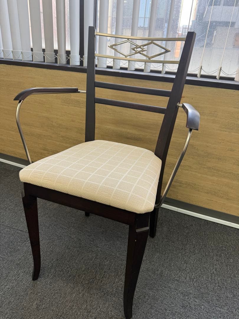 サァラ麻布　ダイニング　ガラステーブル　セット椅子2脚付き