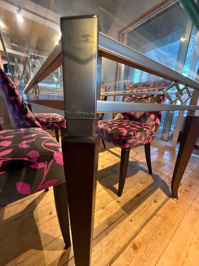 サァラ麻布　ダイニング　ガラステーブル　セット椅子2脚付き