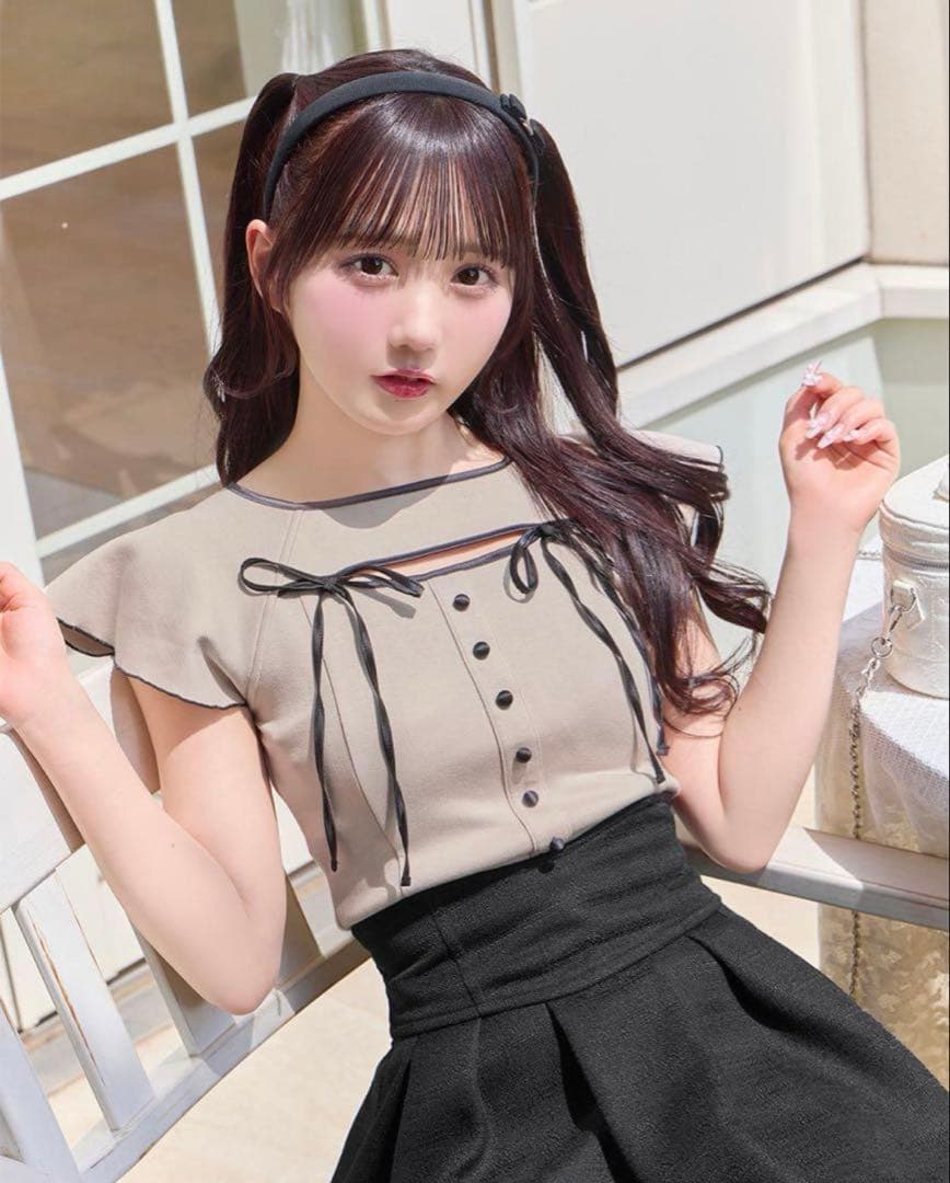 ミシェルマカロン ダブルフレアスリーブリボントップス