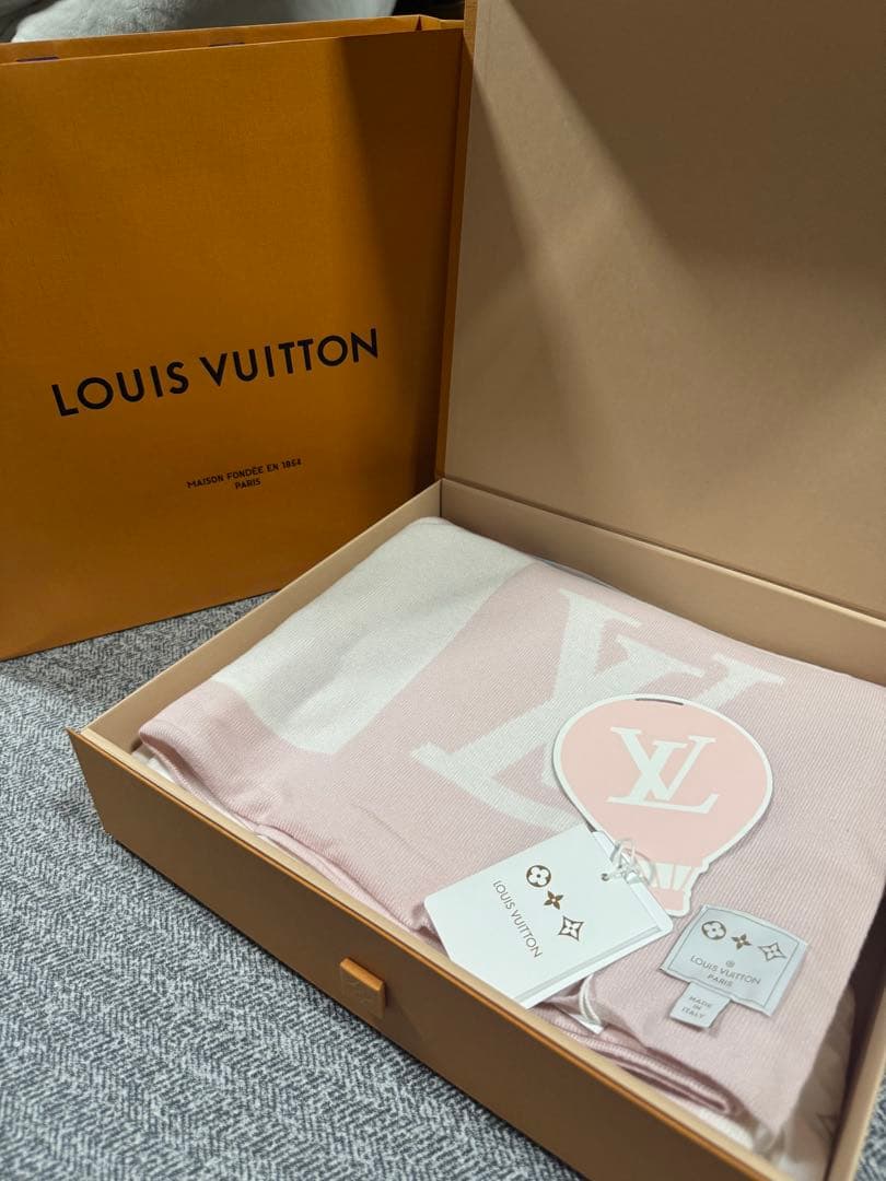 新品未使用　Louis Vuitton ブランケット
