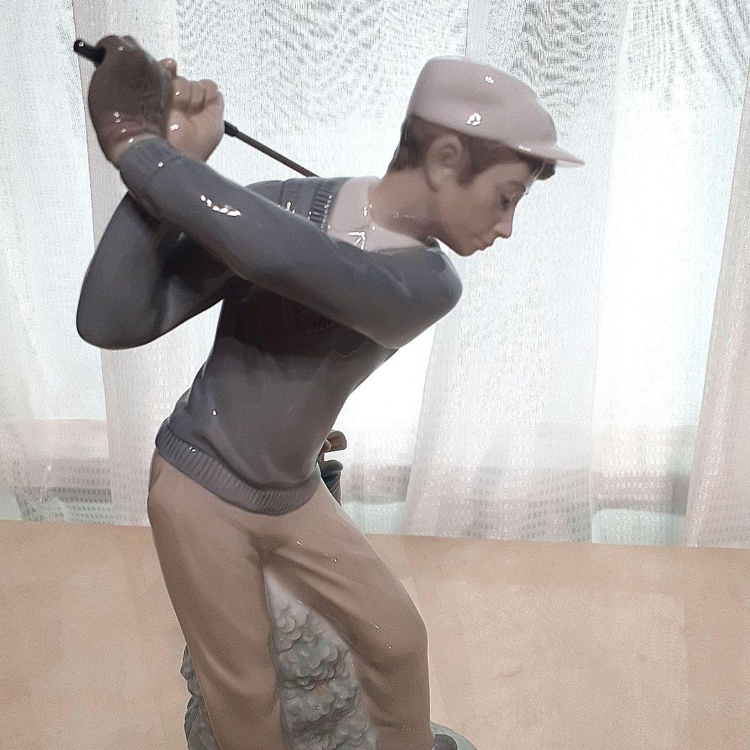 リヤドロ　ゴルフ　ナイスショットゴルファー