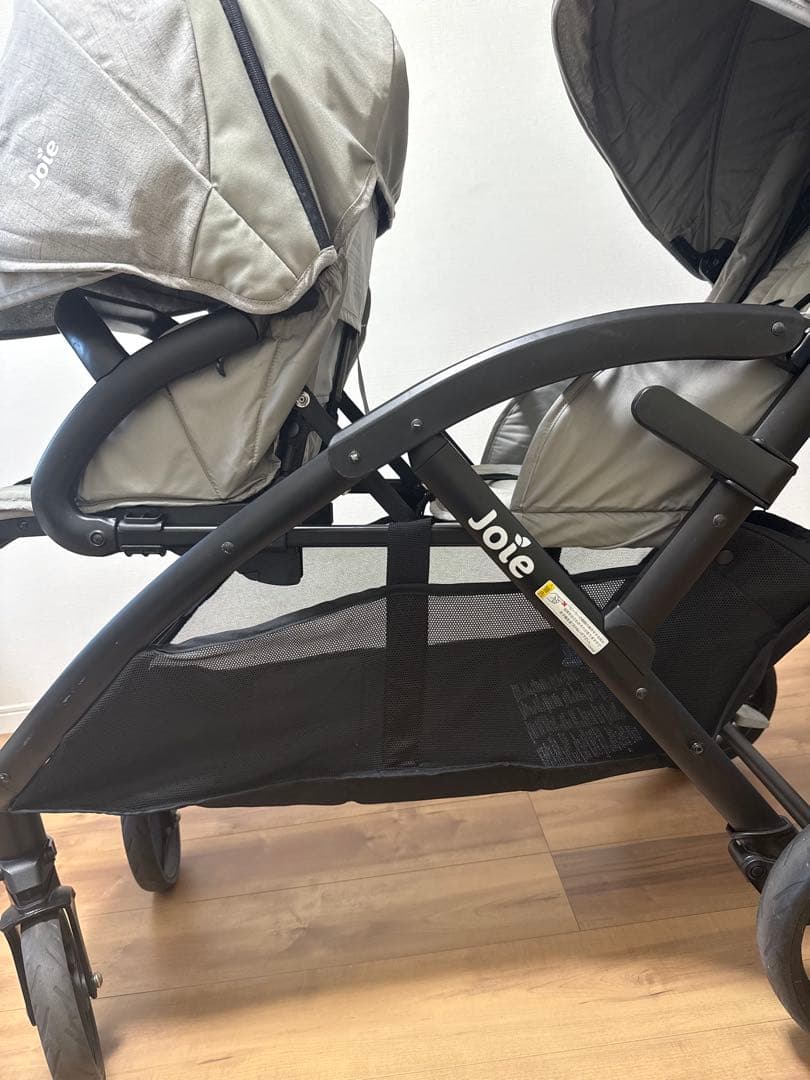 Joie ジョイー 縦型　2人乗りベビーカー　エヴァライト デュオ　グレー