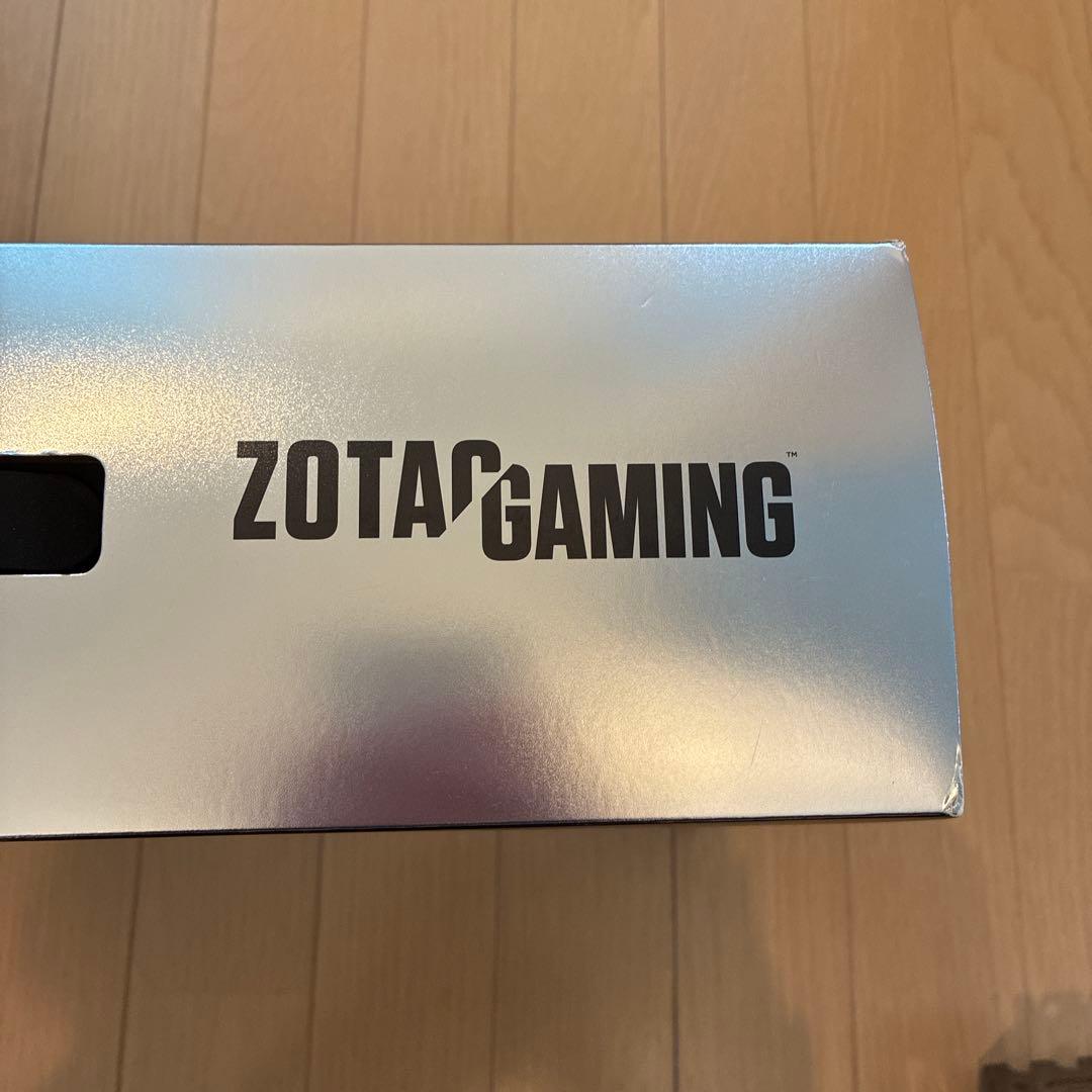 グラフィックボード　グラボ 5090 ヒートシンク　ファン　など